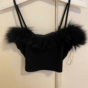 Black crop top faux fur